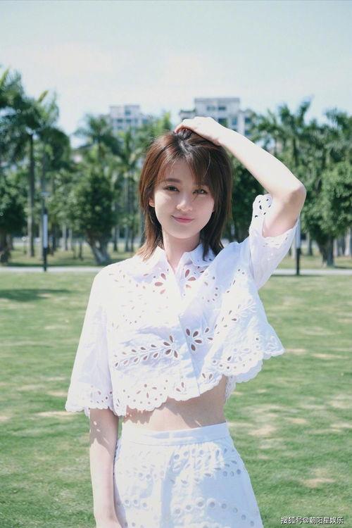 girlcut吃瓜腮红,揭秘girlcut吃瓜腮红的风靡之谜