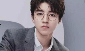 明星直播王俊凯易烊千玺,粉丝狂欢盛宴