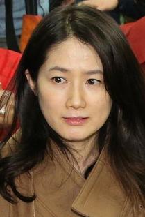 吃安眠药的明星,揭秘药物依赖背后的故事