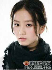 明星什么红的名字,揭秘明星“红”名字背后的故事